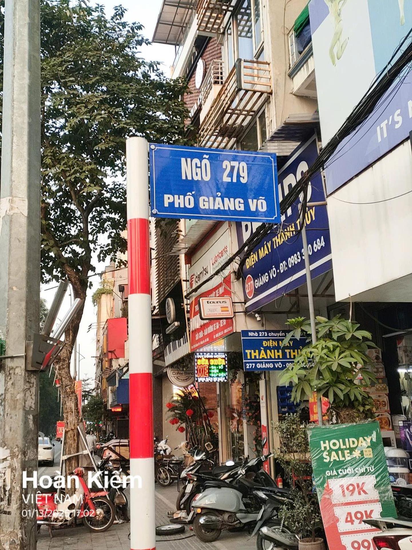 Era Giang Vo Hà Nội